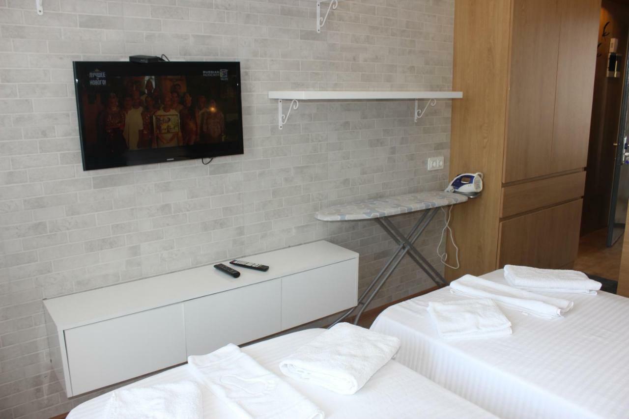 1 Apartament *